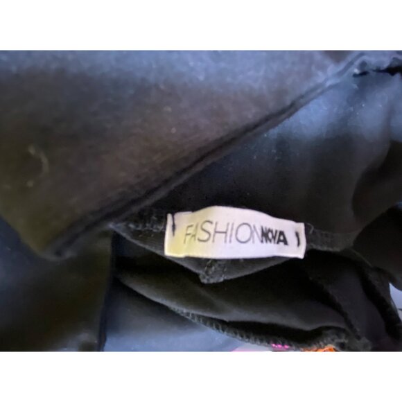 Fashion‎ Nova Black Pink Trim Leggings Pants Sexy Stretch Athleisure Large Y2K - Picture 3 of 3